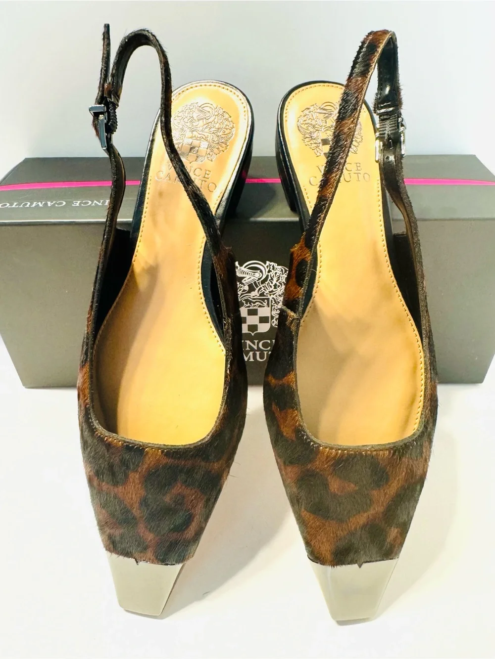 NIB Vince Camuto Leopard Calf Hair  Pointed Metal Cap Toe Slingback Flats US6.5